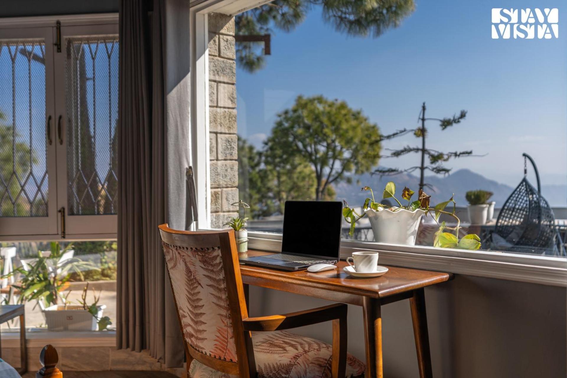 Stayvista At Serene With Outdoor Bonfire Barog Exterior photo